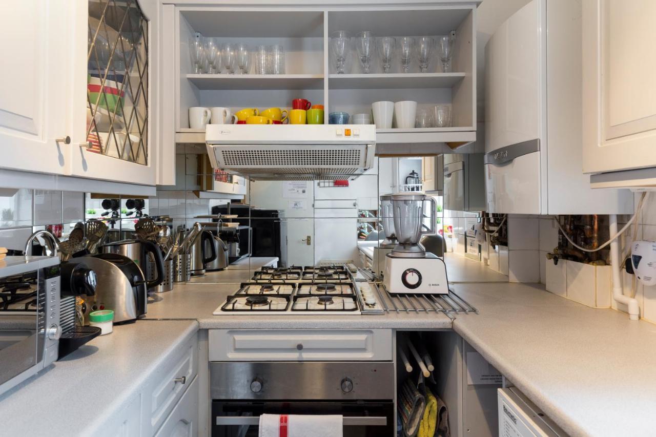 Modernised Apartments 1 And 2 Bedrooms Option Terrace And Balcony High Street Londra Esterno foto