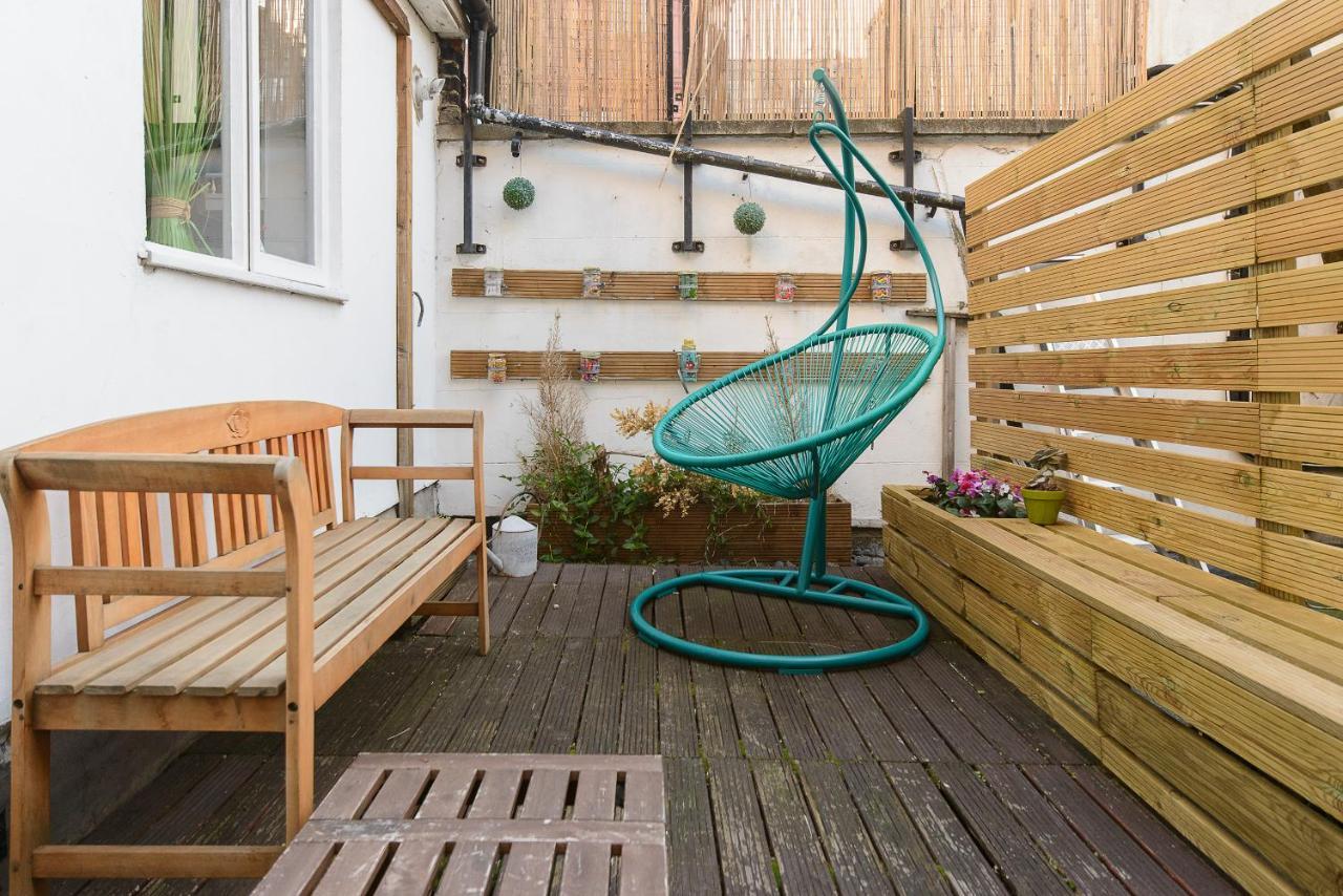Modernised Apartments 1 And 2 Bedrooms Option Terrace And Balcony High Street Londra Esterno foto