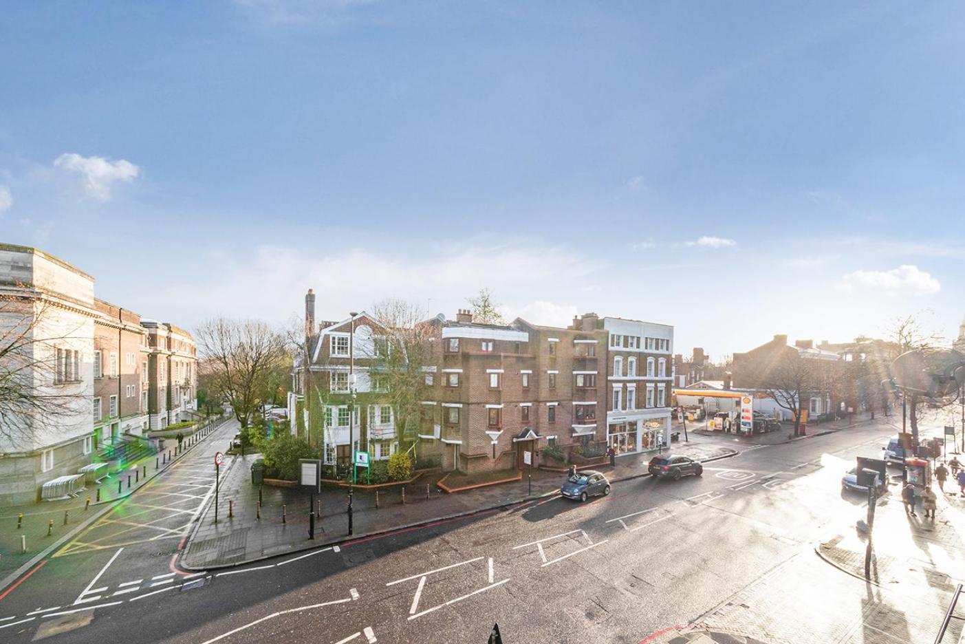 Modernised Apartments 1 And 2 Bedrooms Option Terrace And Balcony High Street Londra Esterno foto
