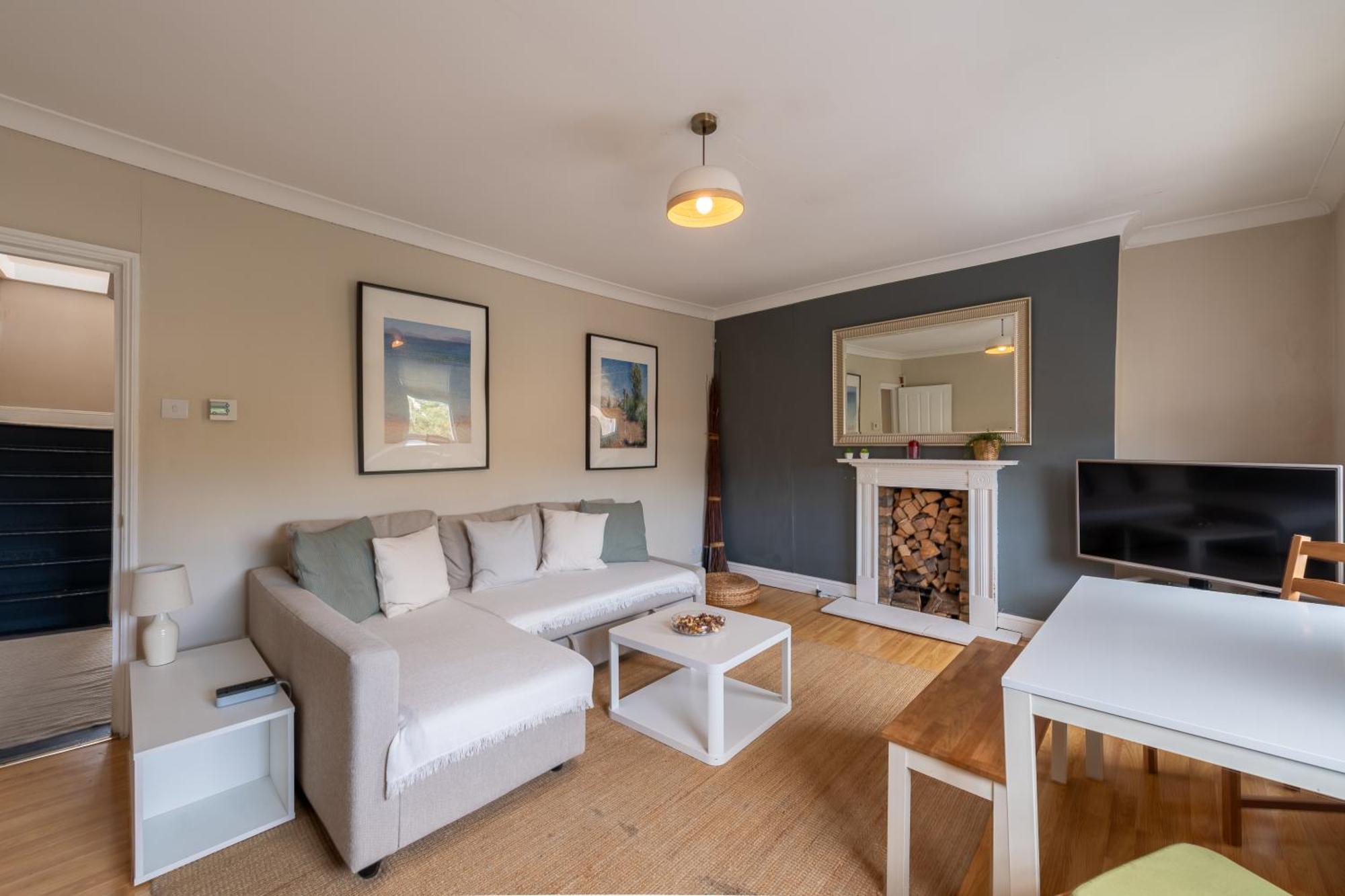Modernised Apartments 1 And 2 Bedrooms Option Terrace And Balcony High Street Londra Esterno foto